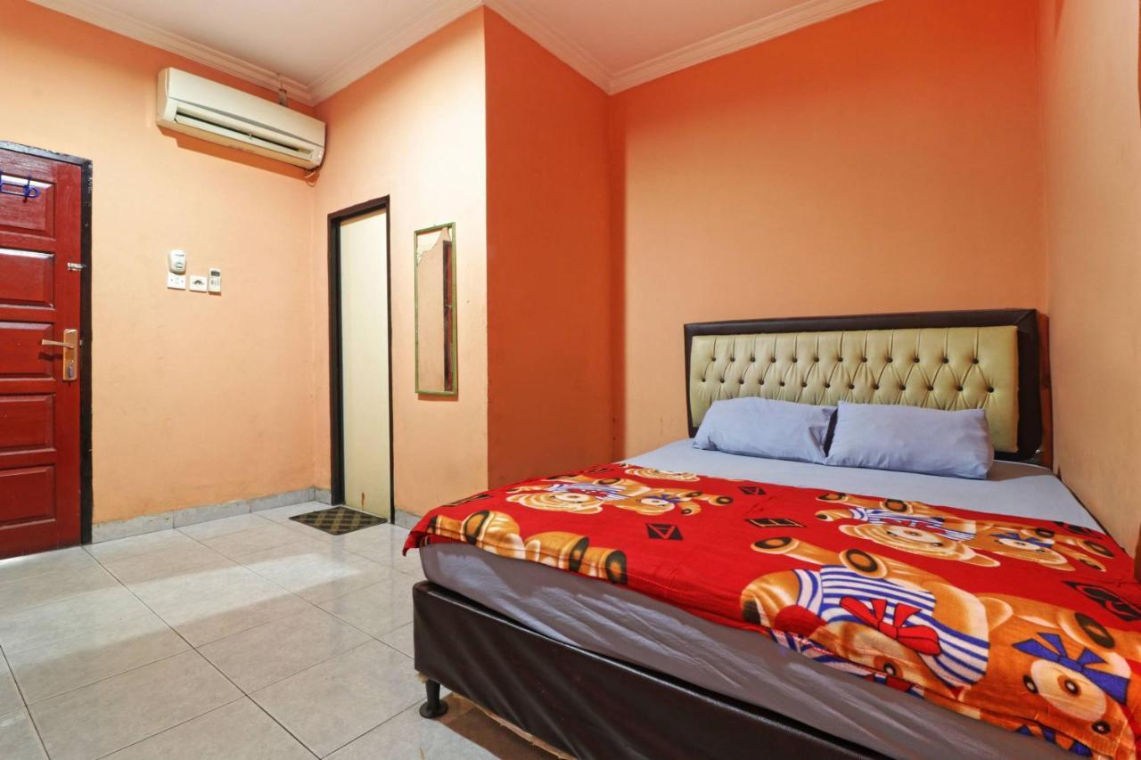 Hôtel Wisma Cempaka 2 Syariah à Parit  Extérieur photo